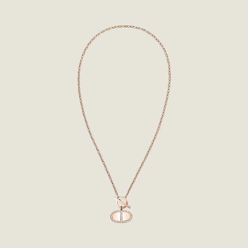 18K Chaine D'ancre Contour Pendant H Necklace