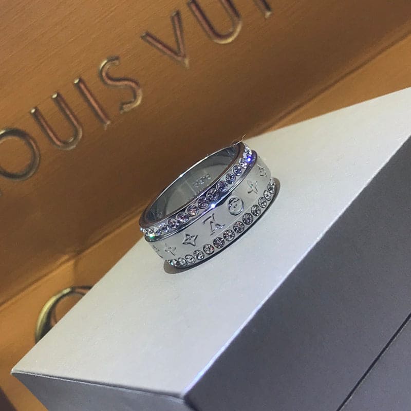18K Louis Catch Ring