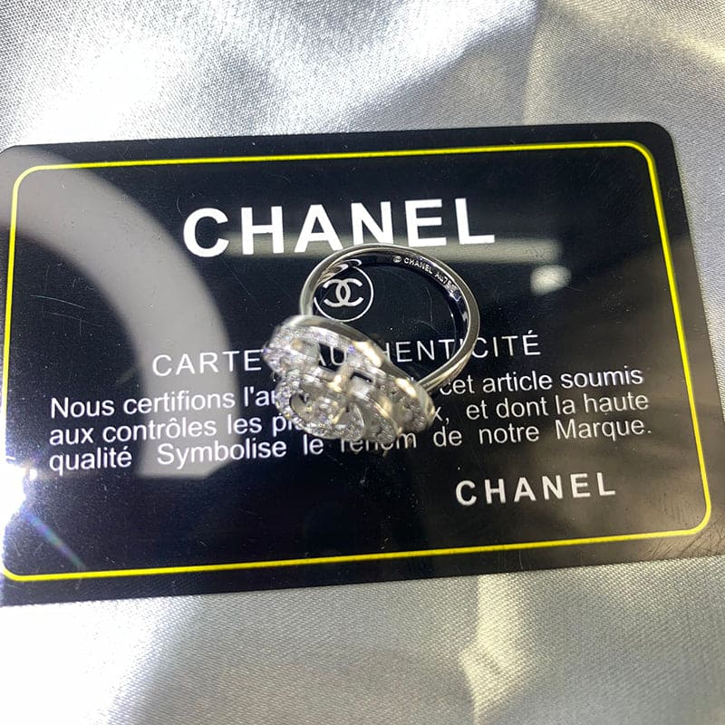 18K CC Fil De Camellia  Ring