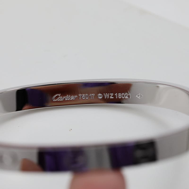 18K White Gold Love Bracelet