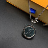 18K Louis Catch Pendant Necklace