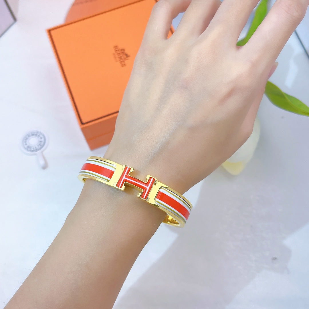 18K Clic H Red & White Bracelet