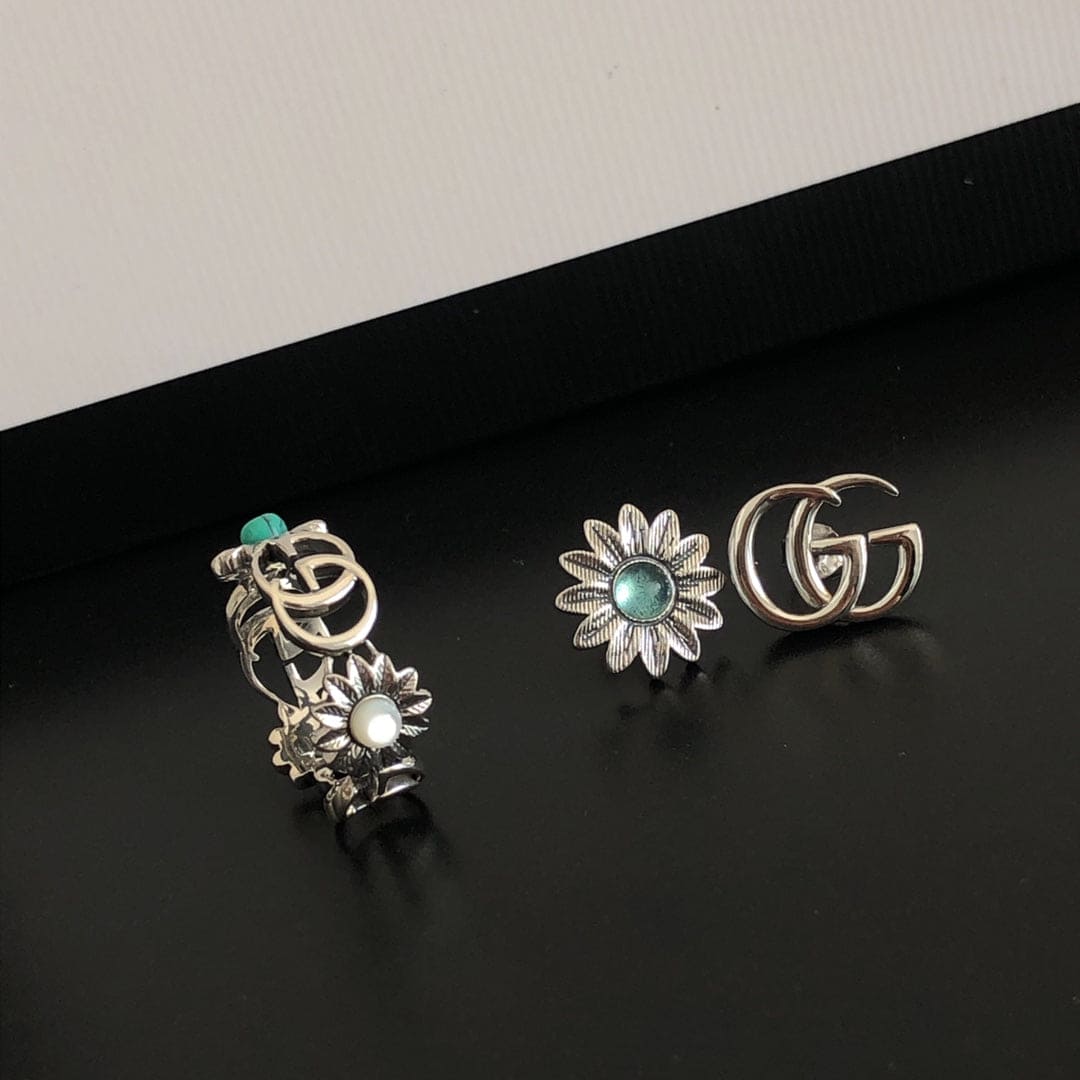 GG Flowers Ring