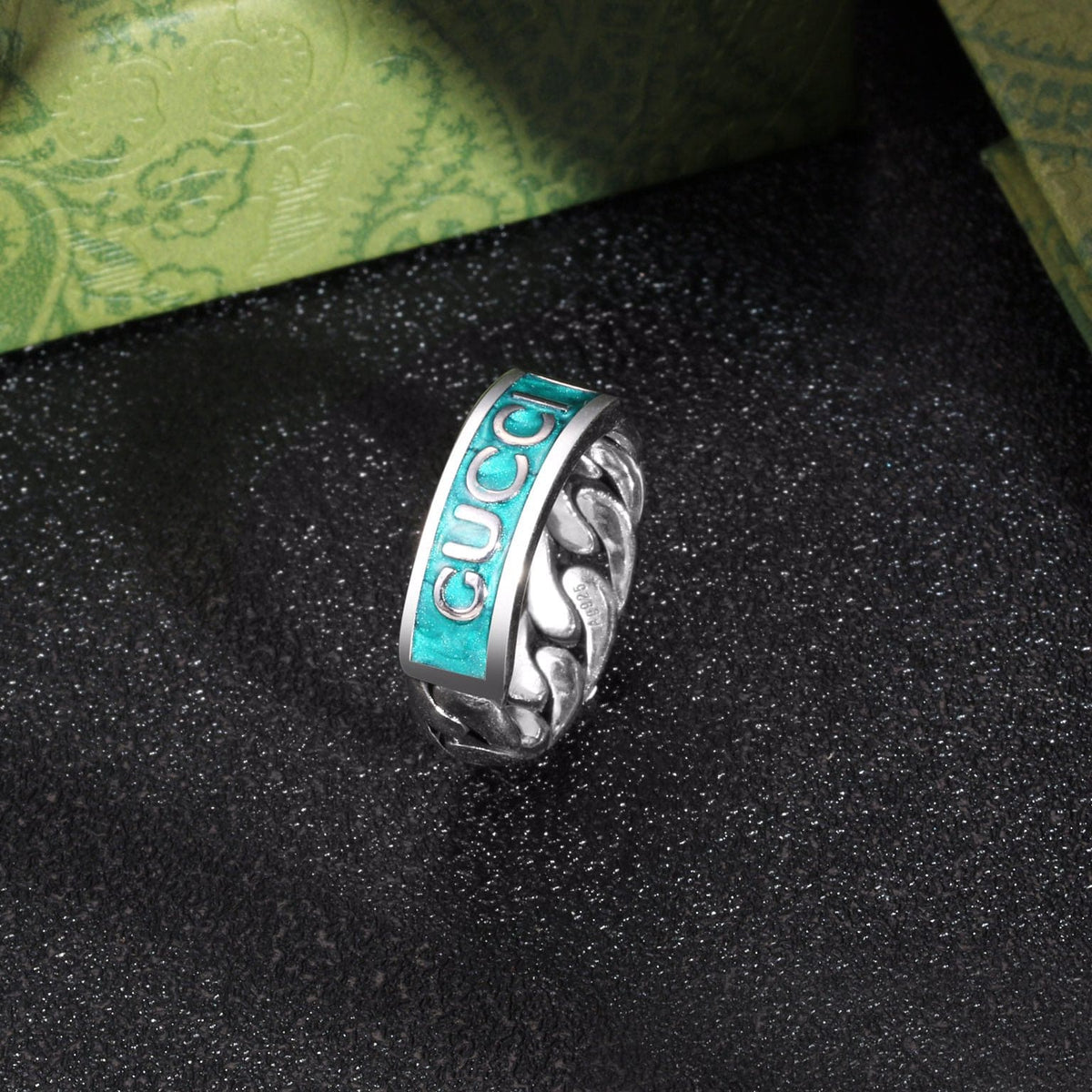 GG Logo Plaque Chain Ring