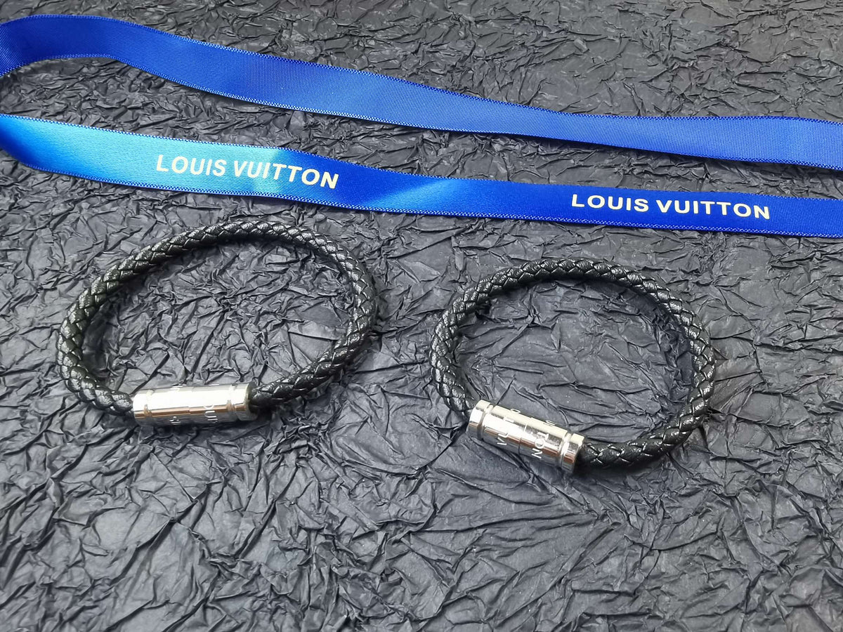 18K Louis Keep It Bracelet
