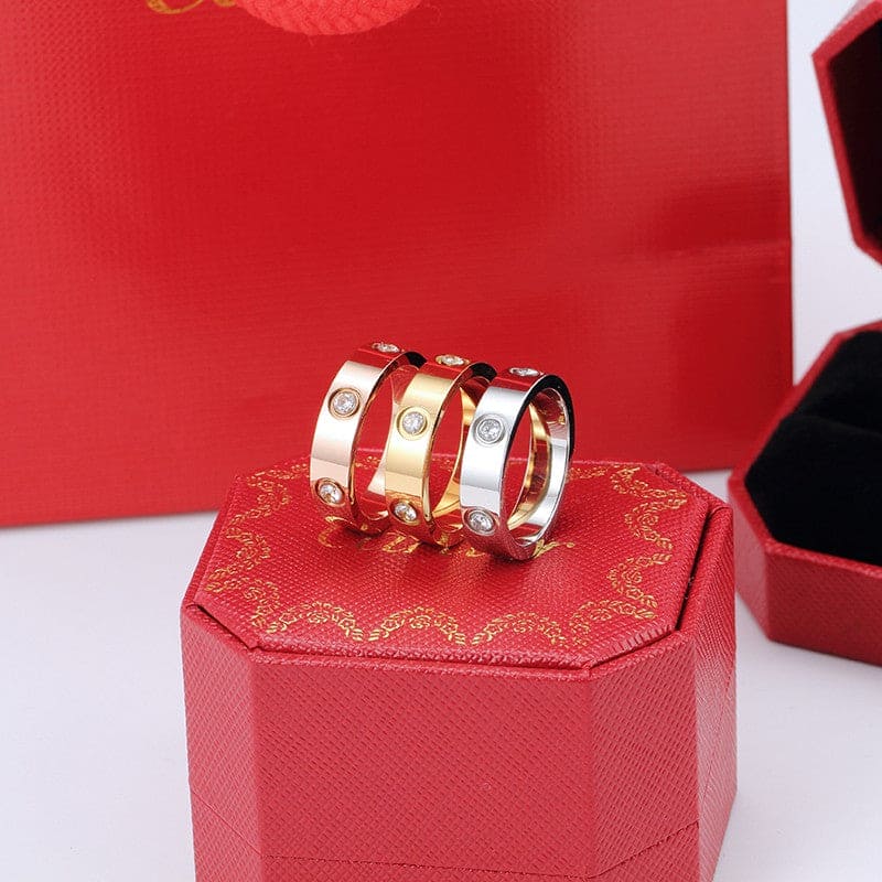 18K Love Wedding Six Diamonds Ring