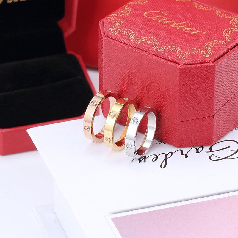 18K Love Wedding Six Diamonds Ring