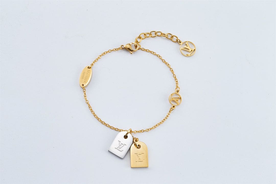 18K Louis Nanogram Bracelet