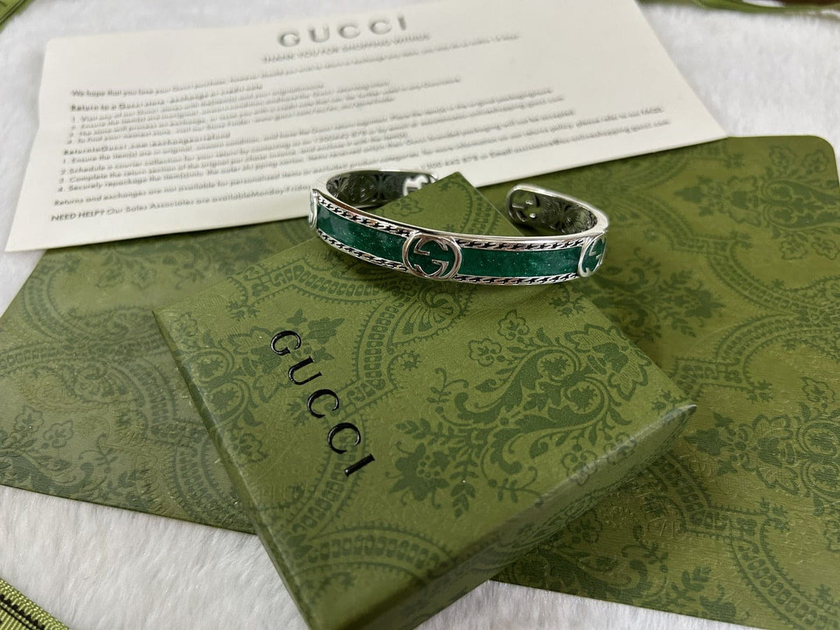 GG Interlocking G Bangle Bracelet