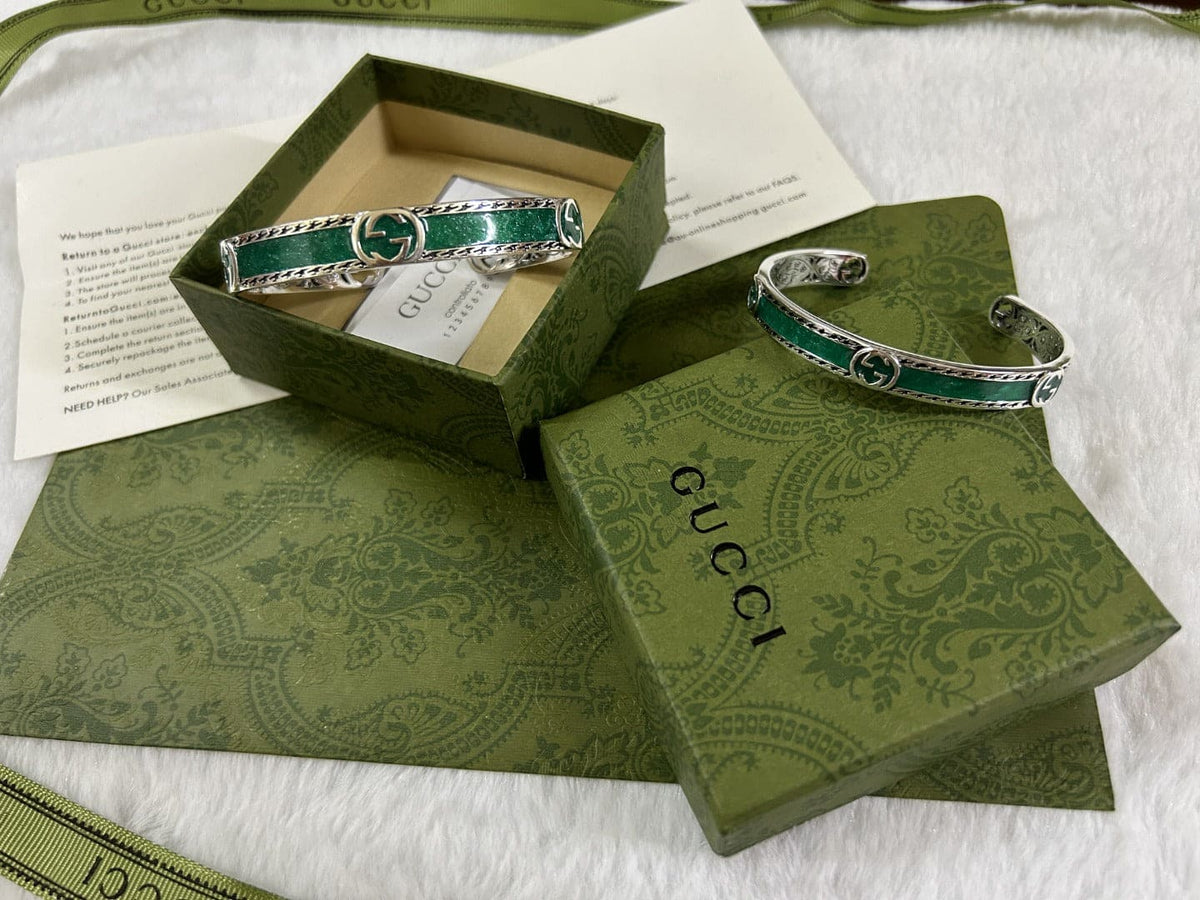 GG Interlocking G Bangle Bracelet