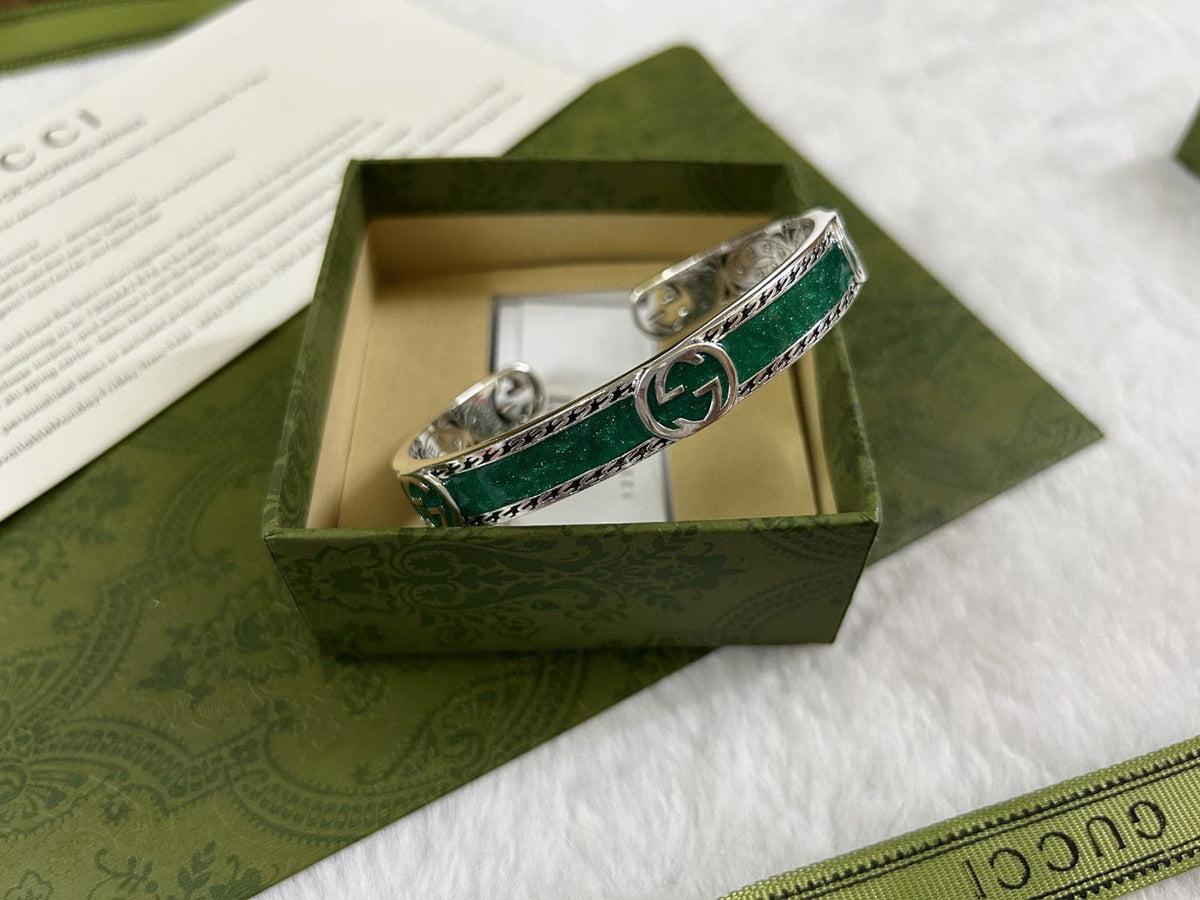 GG Interlocking G Bangle Bracelet