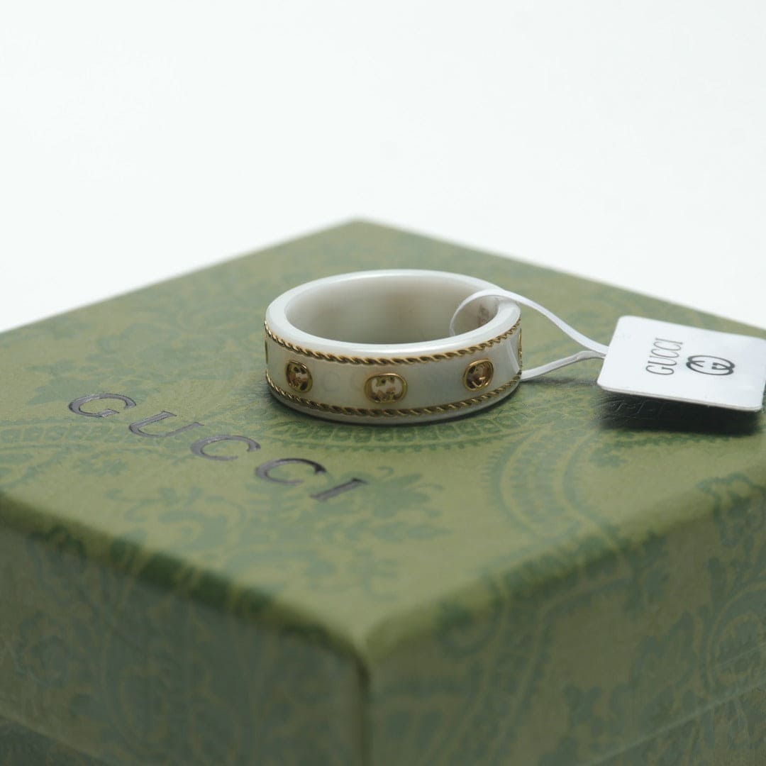 18K GG Interlocking G Icon White Zirconia Ring