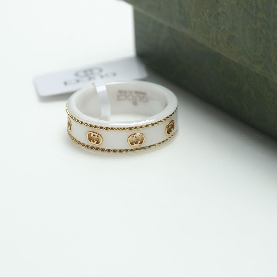 18K GG Interlocking G Icon White Zirconia Ring