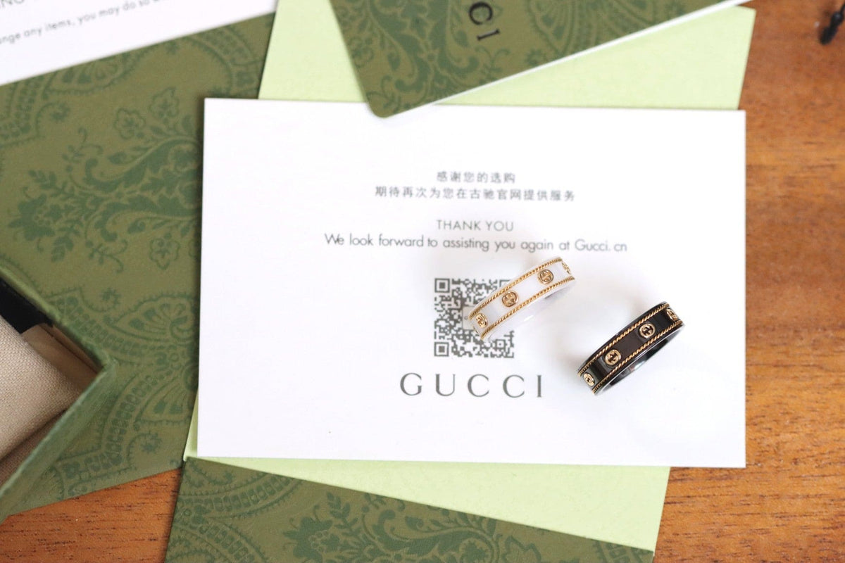 18K GG Interlocking G Icon Black Corundum Ring