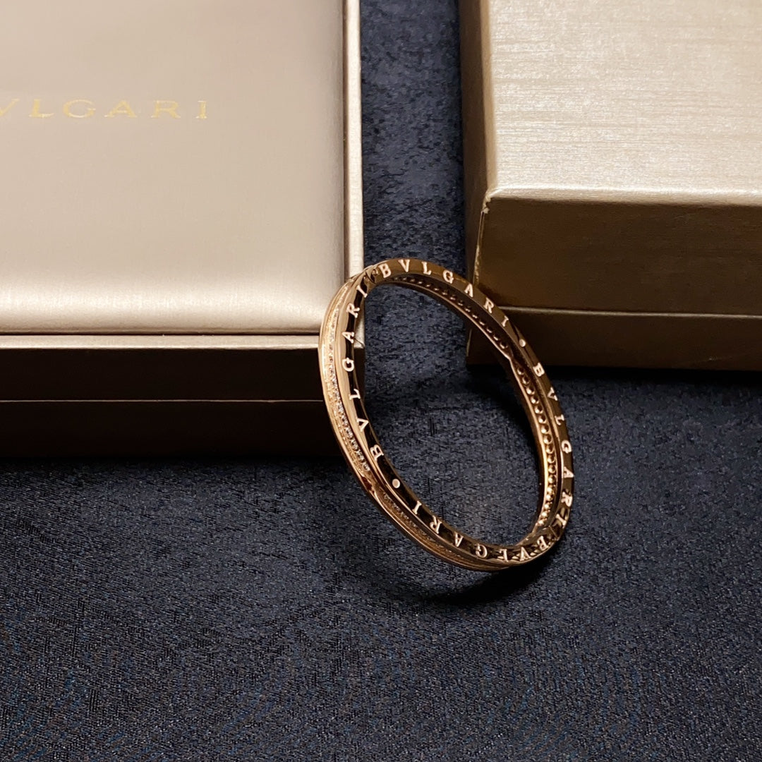 18K B.ZERO1  Bangle Bracelet