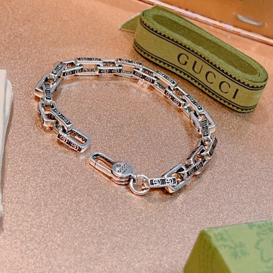 GG Interlocking G Chain Bracelet