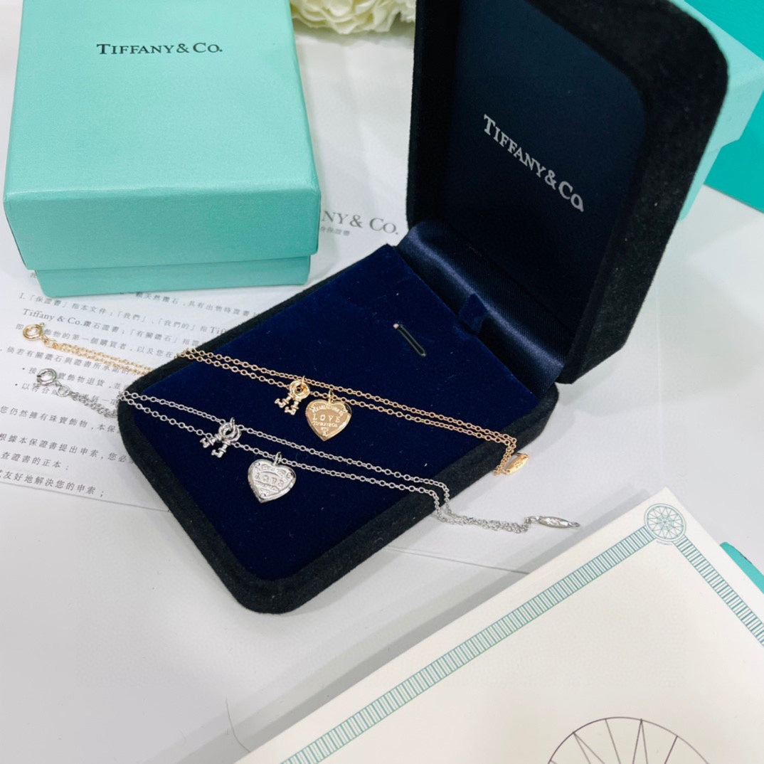 18K T Heart Tag Key Bracelet