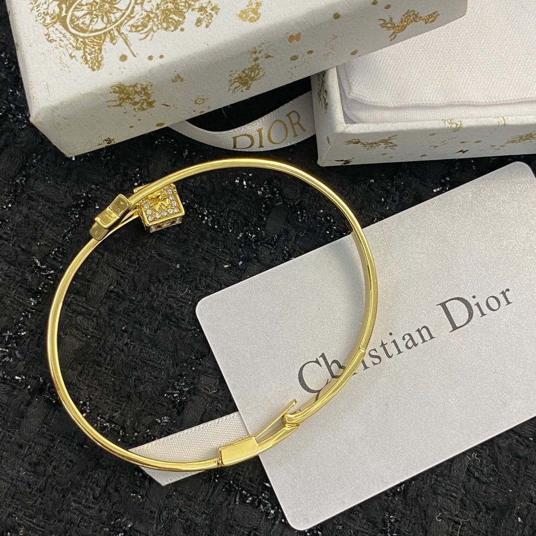 18K CD Star Open Cuff Bracelet