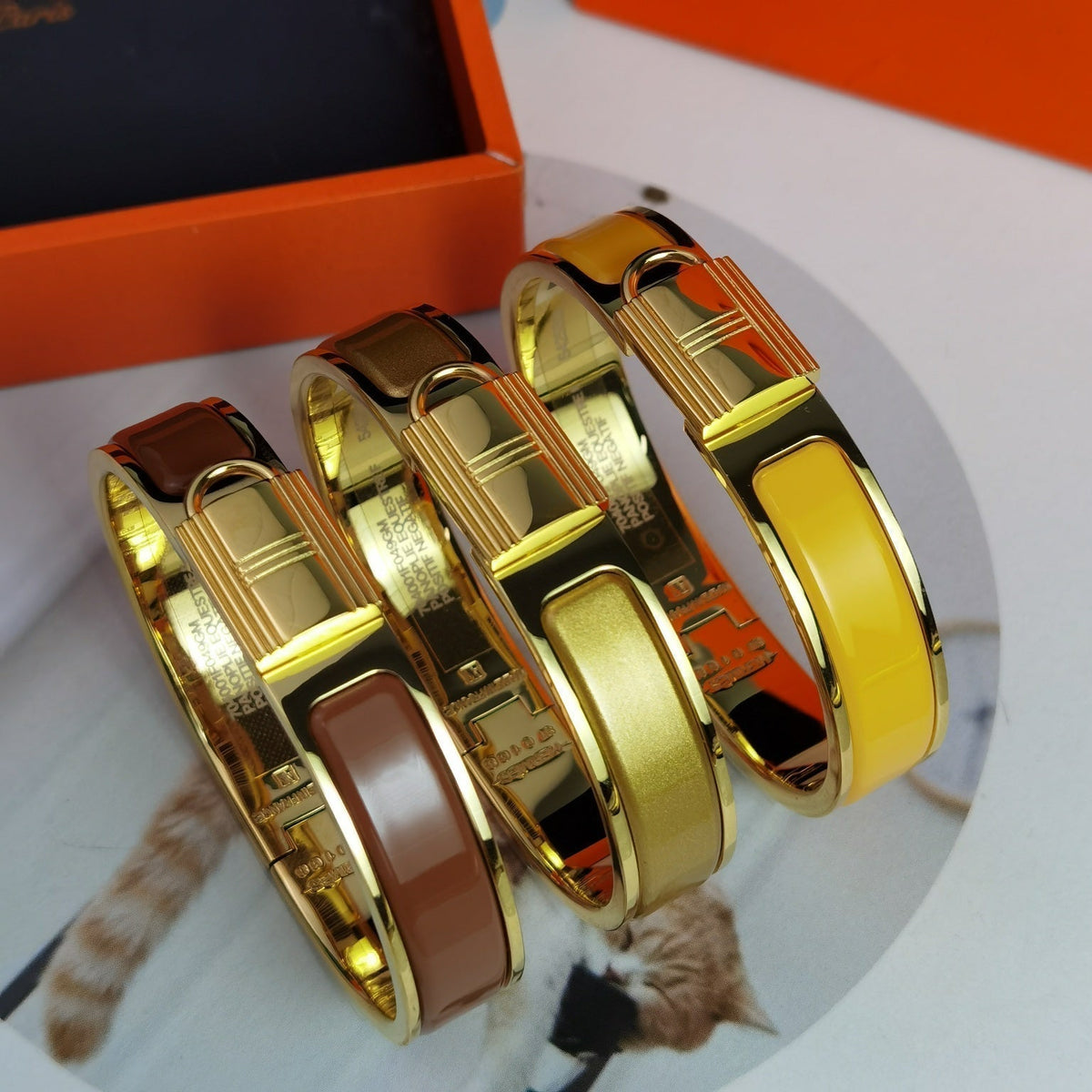 18K Clic Cadenas Yellow H Bracelet