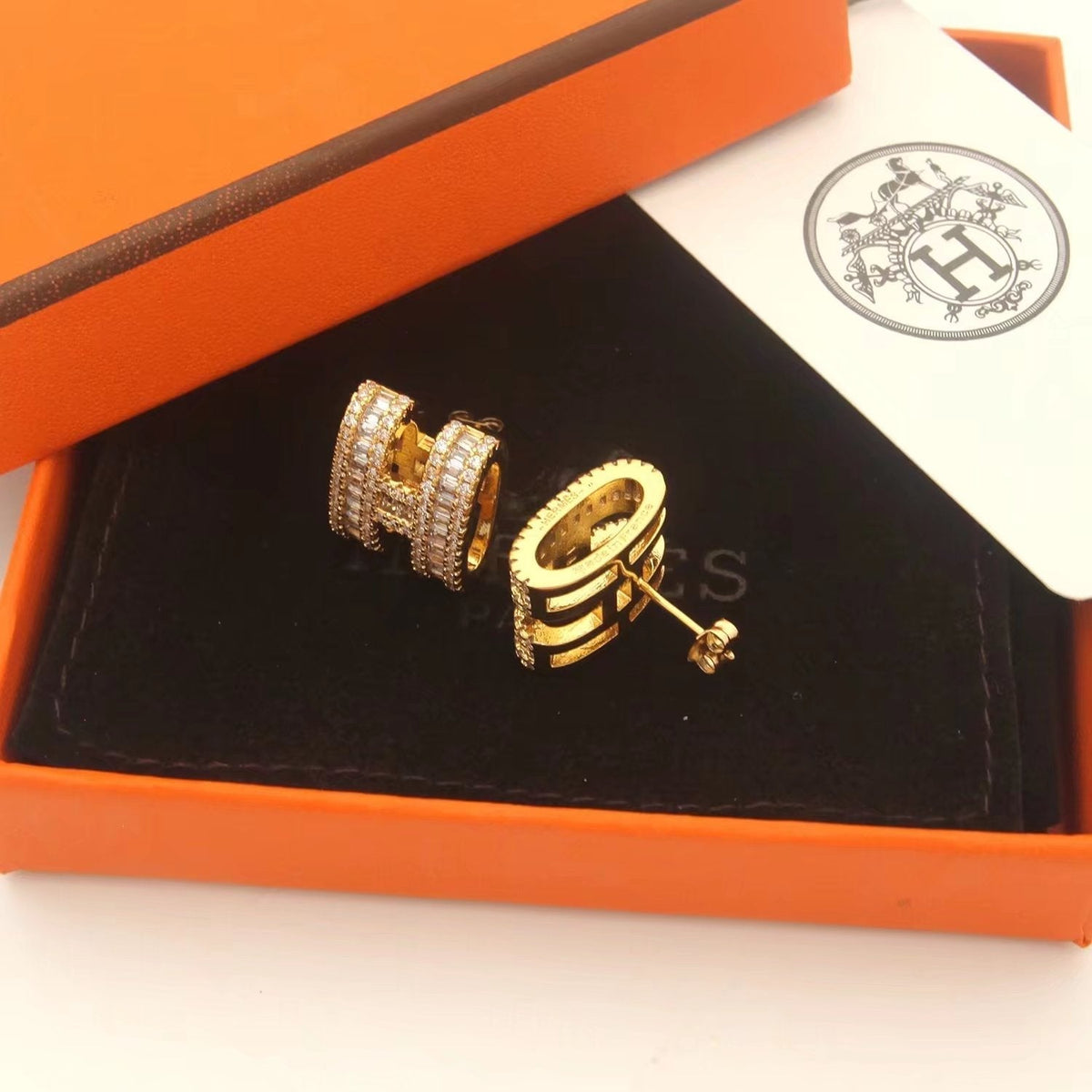 18K Pop H Diamonds Earrings