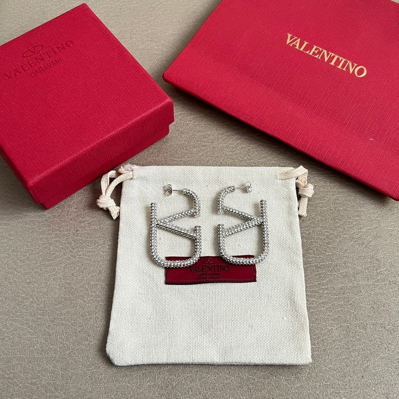 18K Vlogo Diamond Earrings