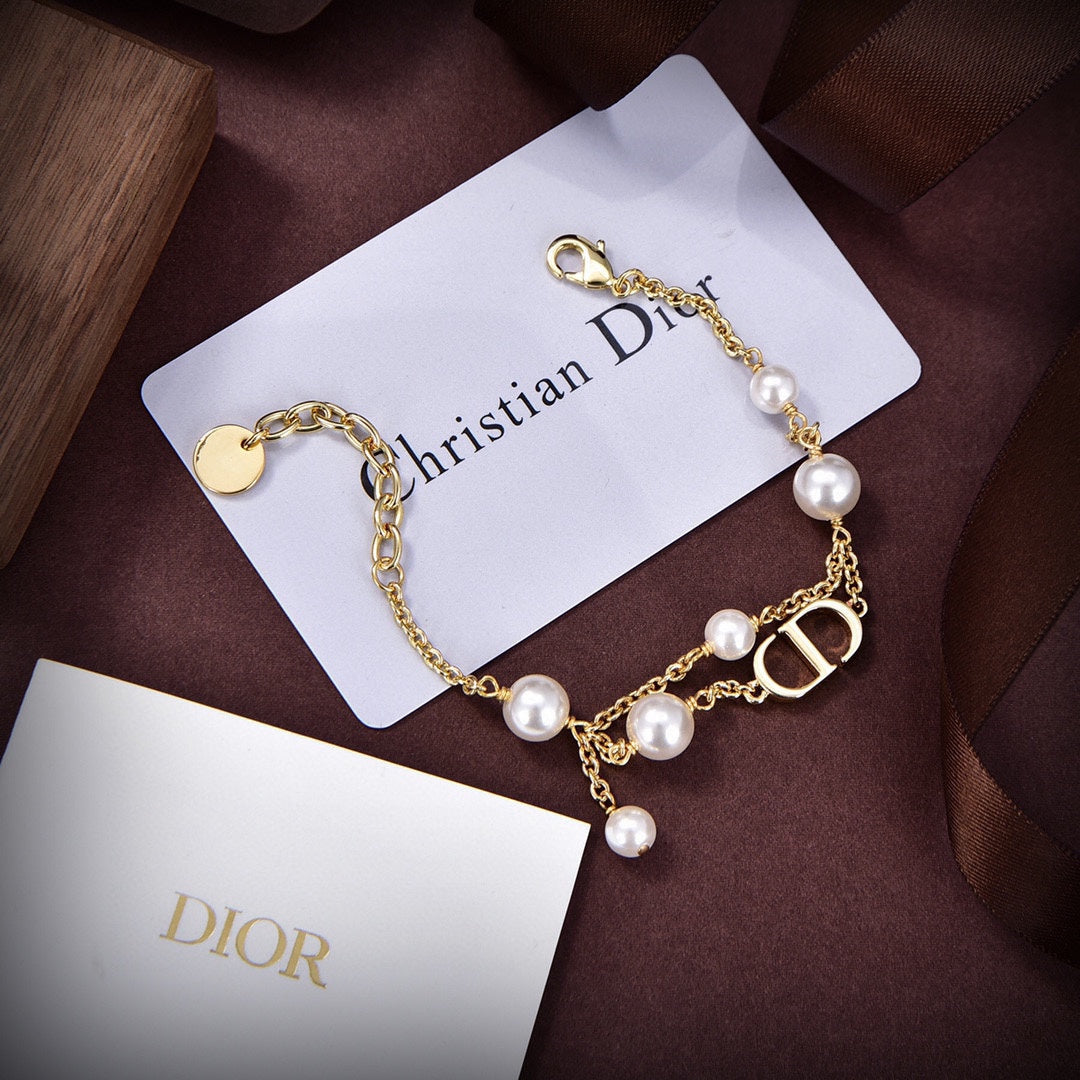 18K Petit CD Bracelet