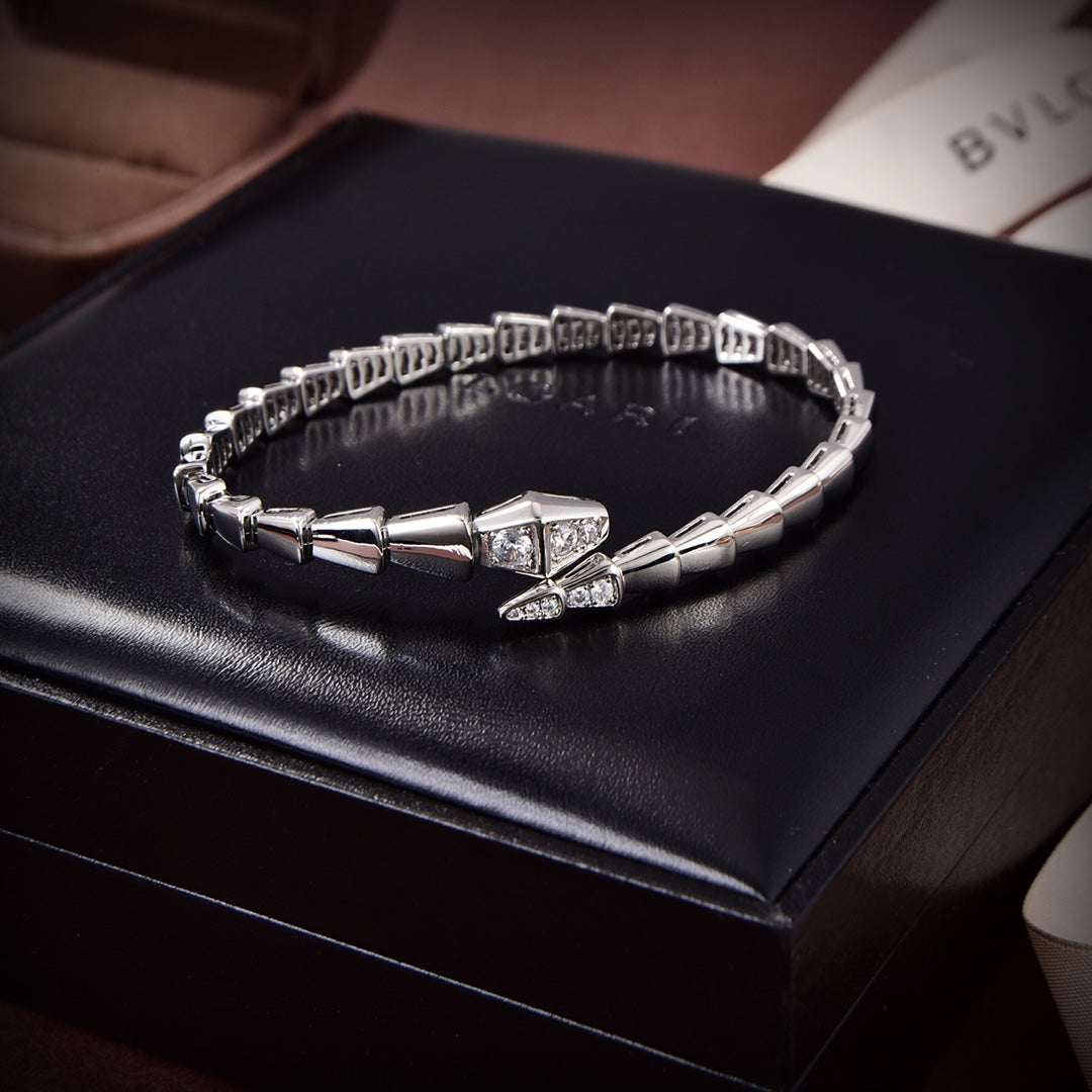 18K BV Serpenti Demi-Pave Diamonds Bracelet