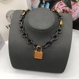 18K Ver Triomphe Chain Necklace
