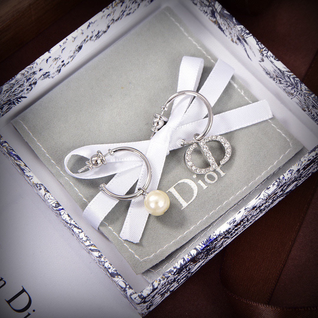 18K Petit CD Pearl Earrings