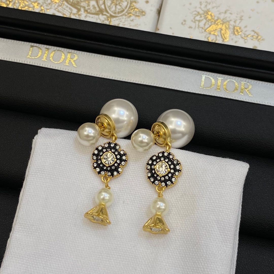 18K CD Tribales Earrings