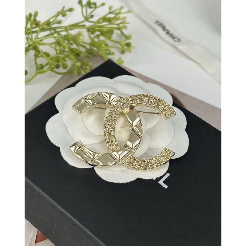 18K CC Gold Brooch