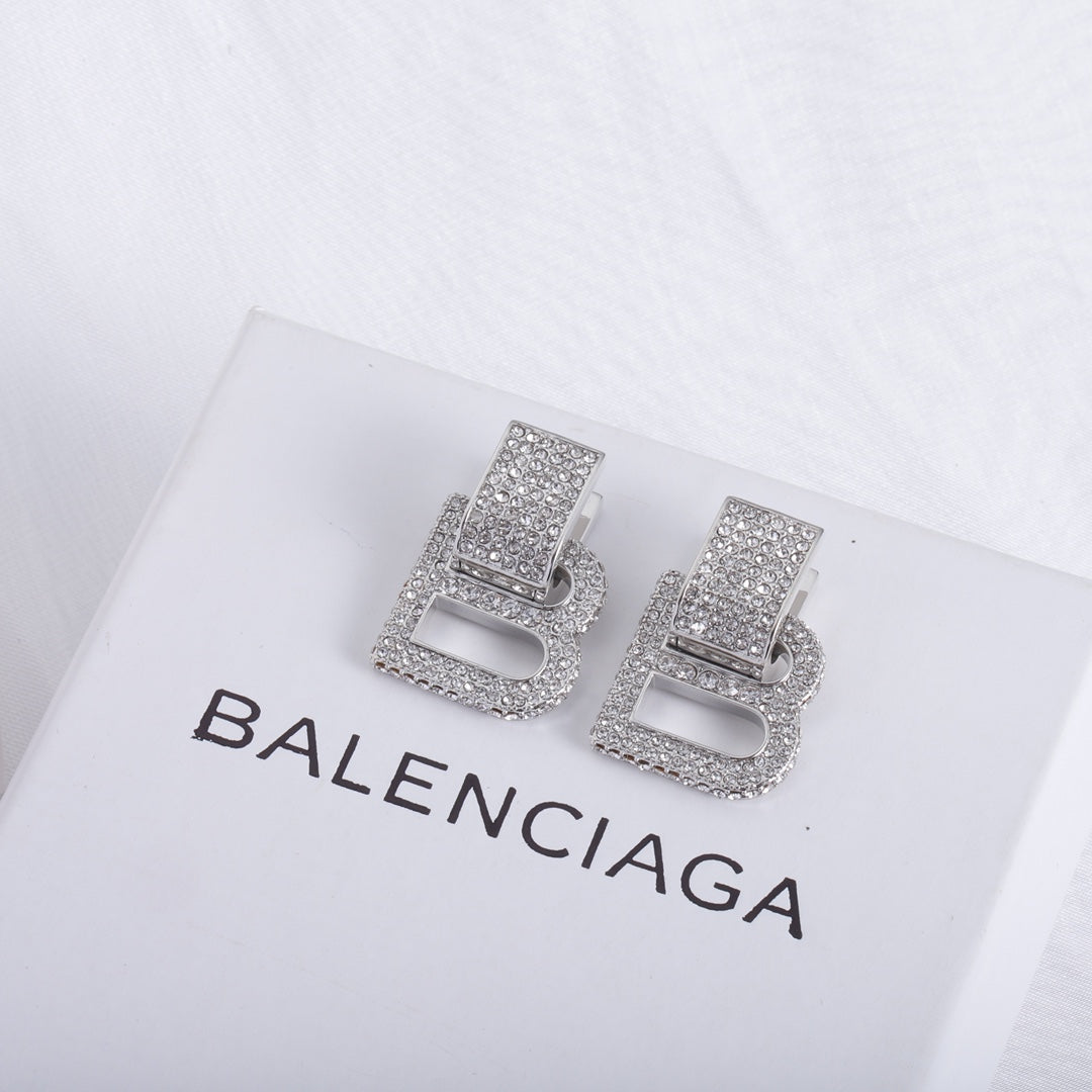 18K BB Hourglass Diamond Earrings