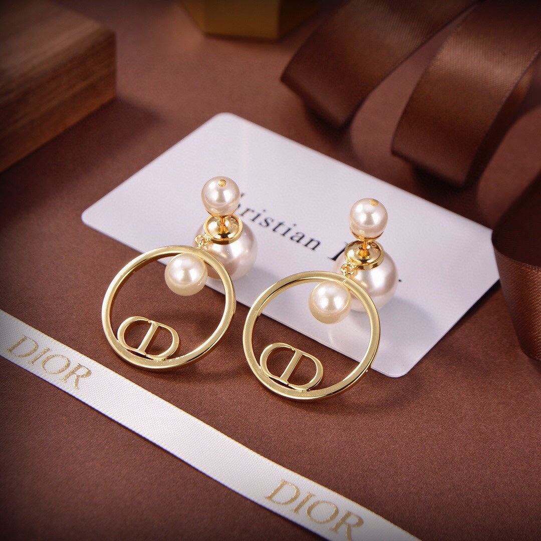18K CD Circle Pearls Earrings