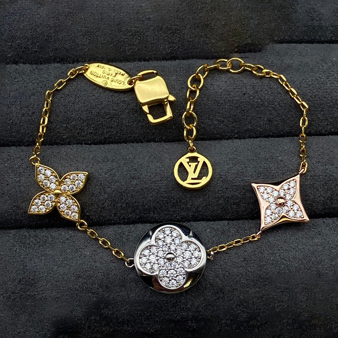 18K Louis Idylle Blossom Monogram Bracelet