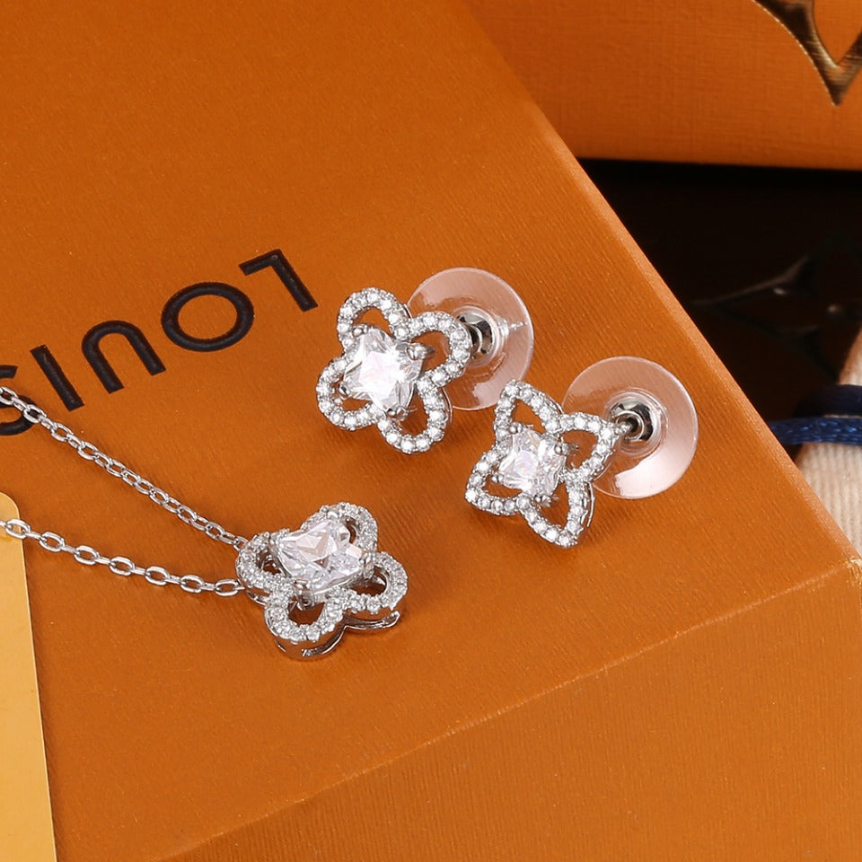 18K Louis Blossom Earrings