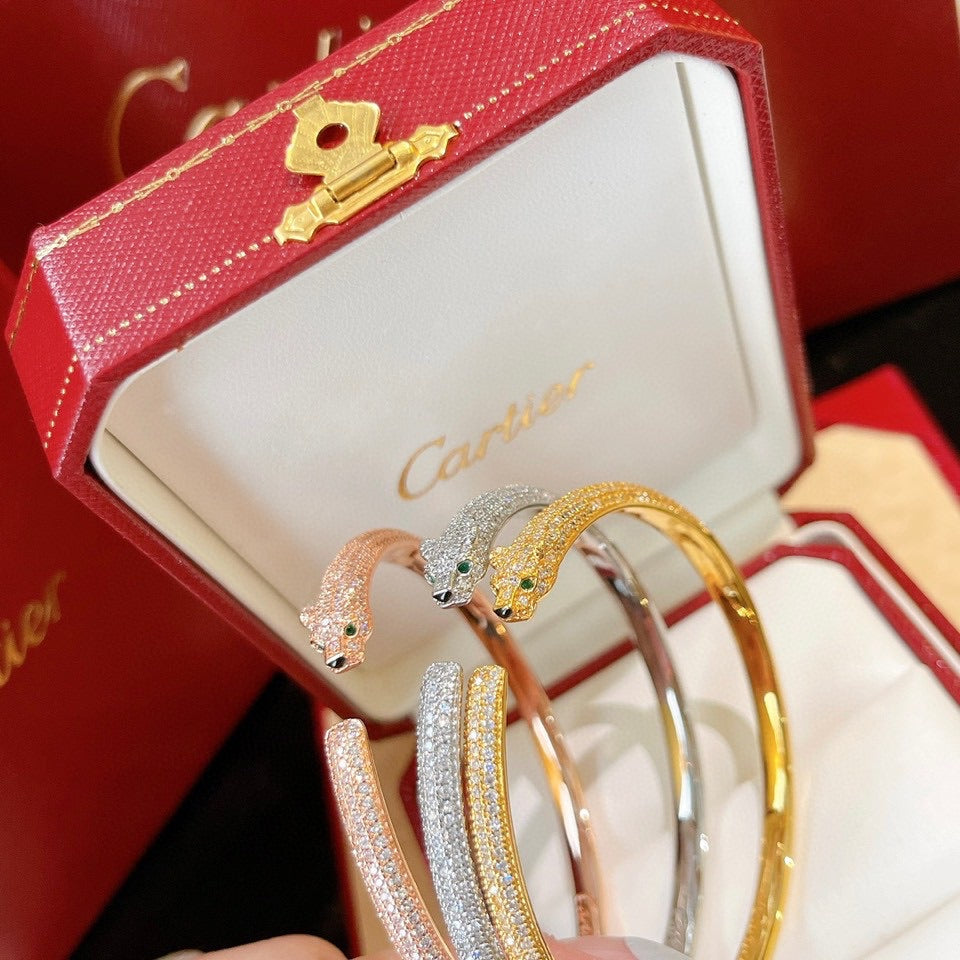 18K Panthère De Diamonds Bracelet