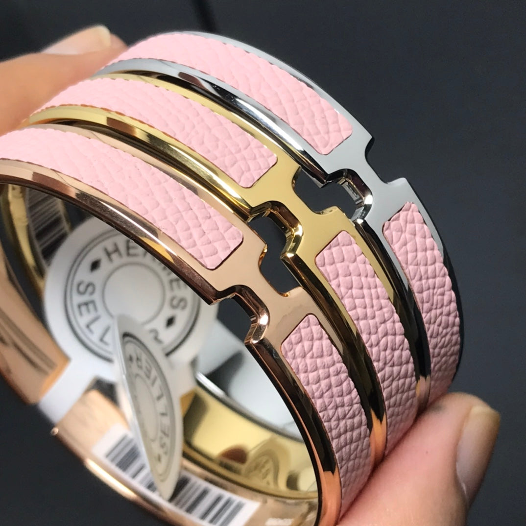 18K Olympe Light Pink H Bracelet