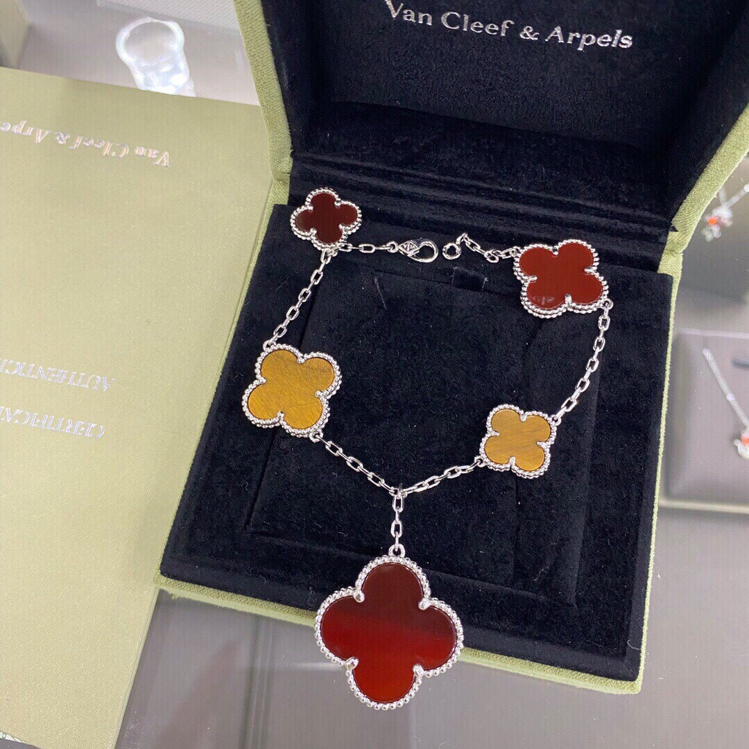 18K Lucky Carnelian and Tigers Eye Alhambra Bracelet