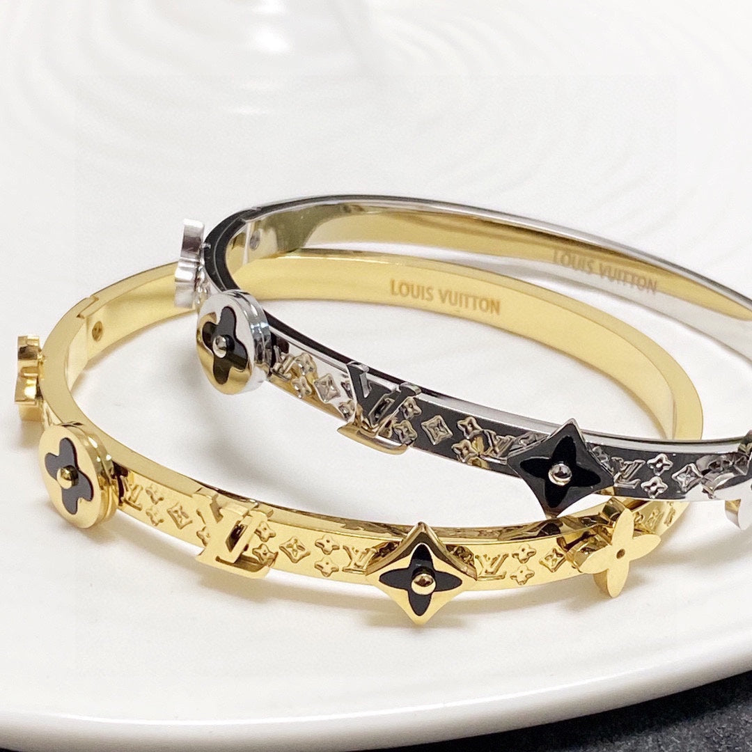 18K Louis Idylle Blossom Bracelet