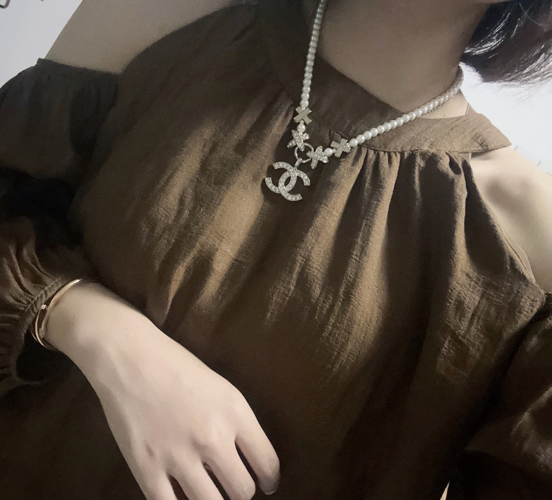18K CC Pearls Chain Necklace