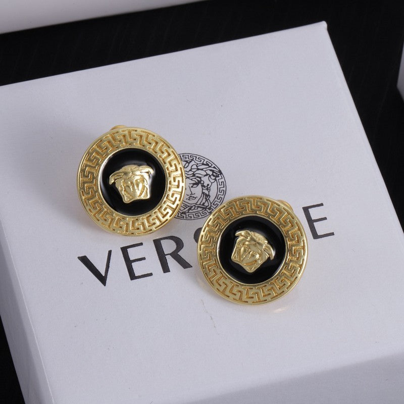 18K Vers Round Earrings