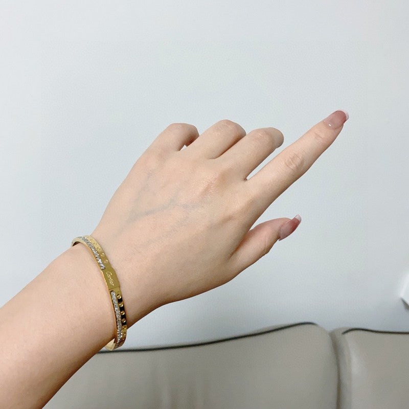 18K Love Diamond Bracelet
