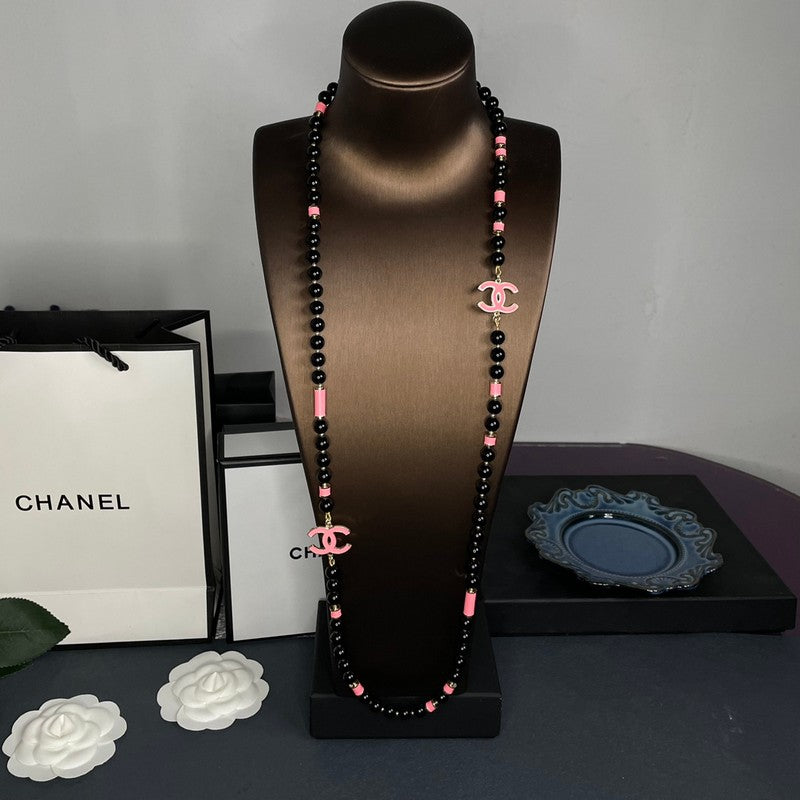 18K CC 24B Black Pearls Necklace