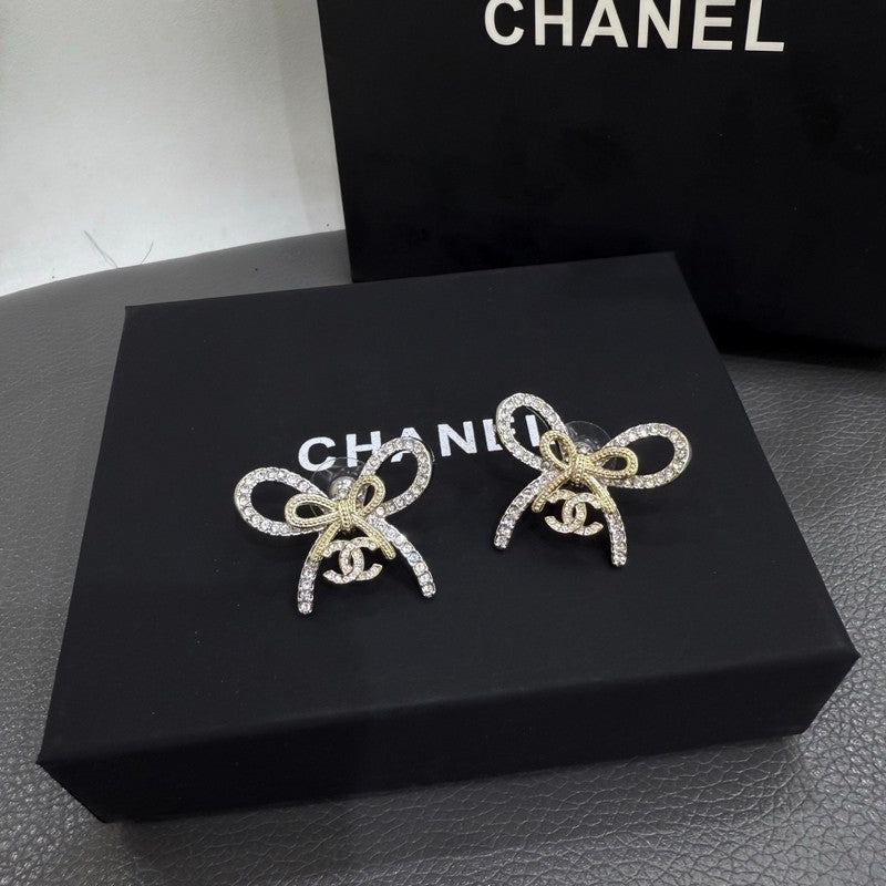 18K CC Golden Bow Diamond Earrings