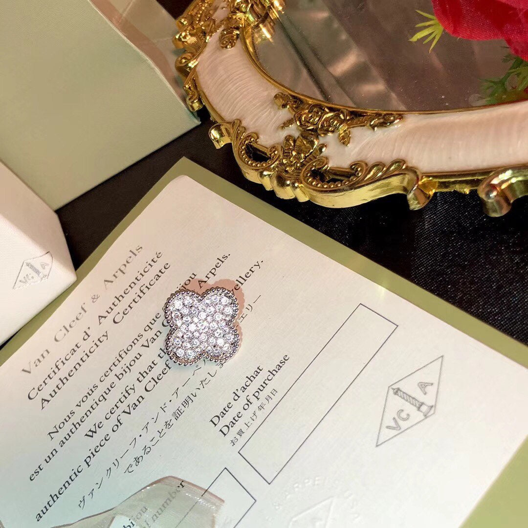 18K Vintage Alhambra Diamond Ring
