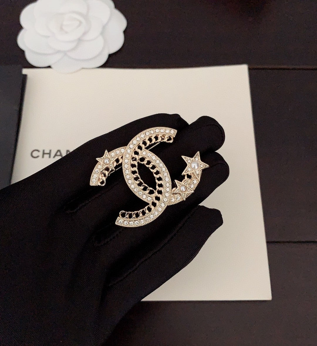 18K CC Star Crtystal Brooch