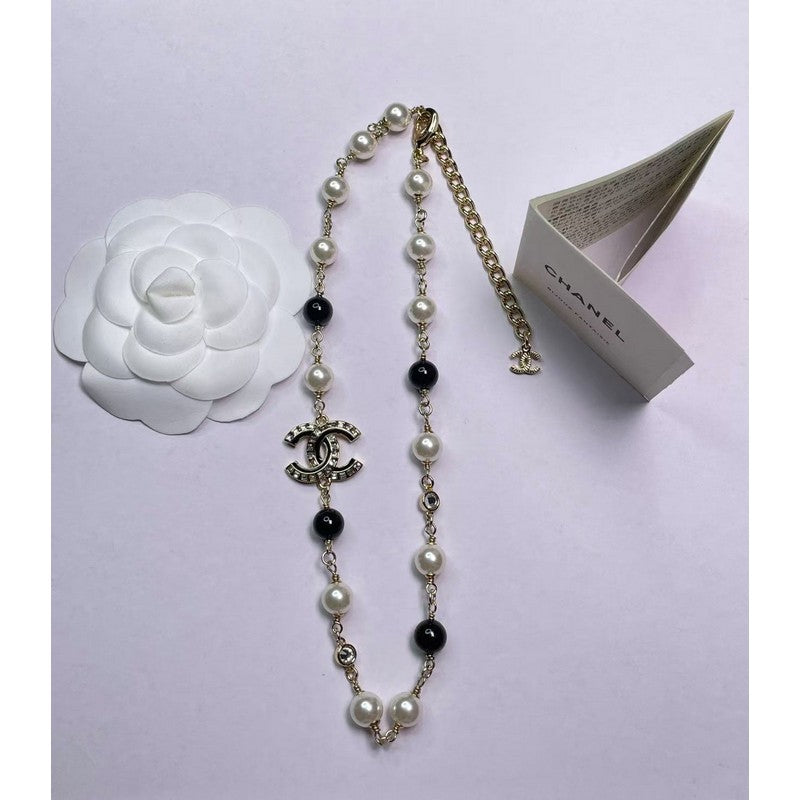 18K CC Black & White Pearls Necklace