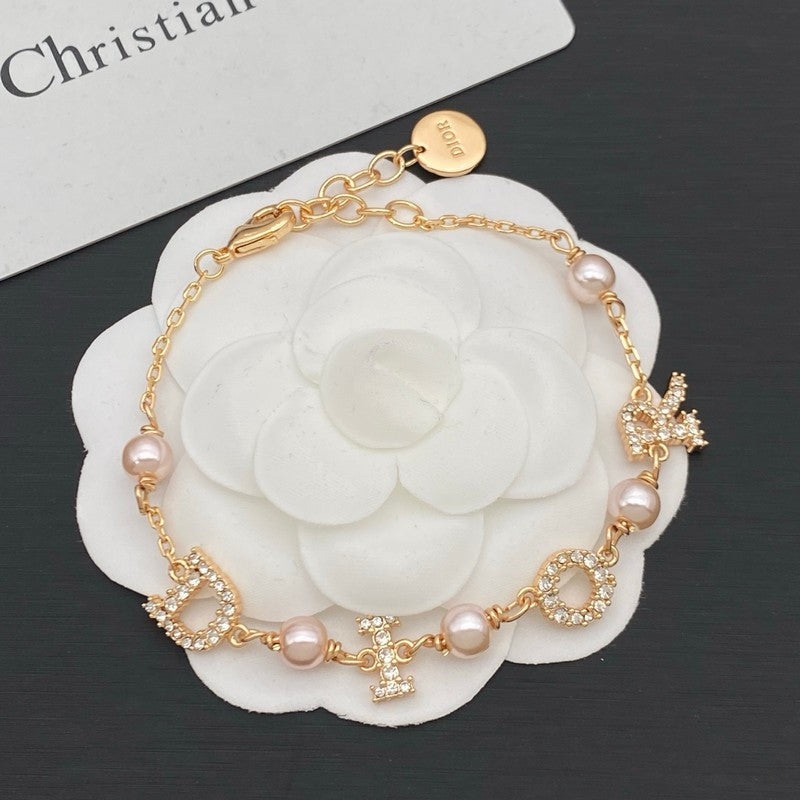 18K CD Pearl Bracelet
