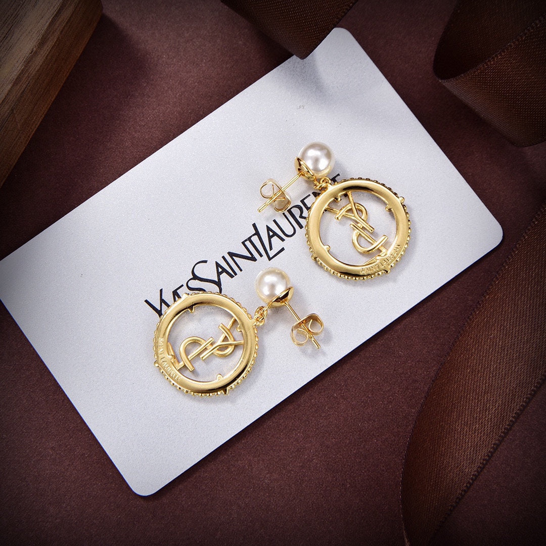 18K Saint Circle Diamonds Earrings