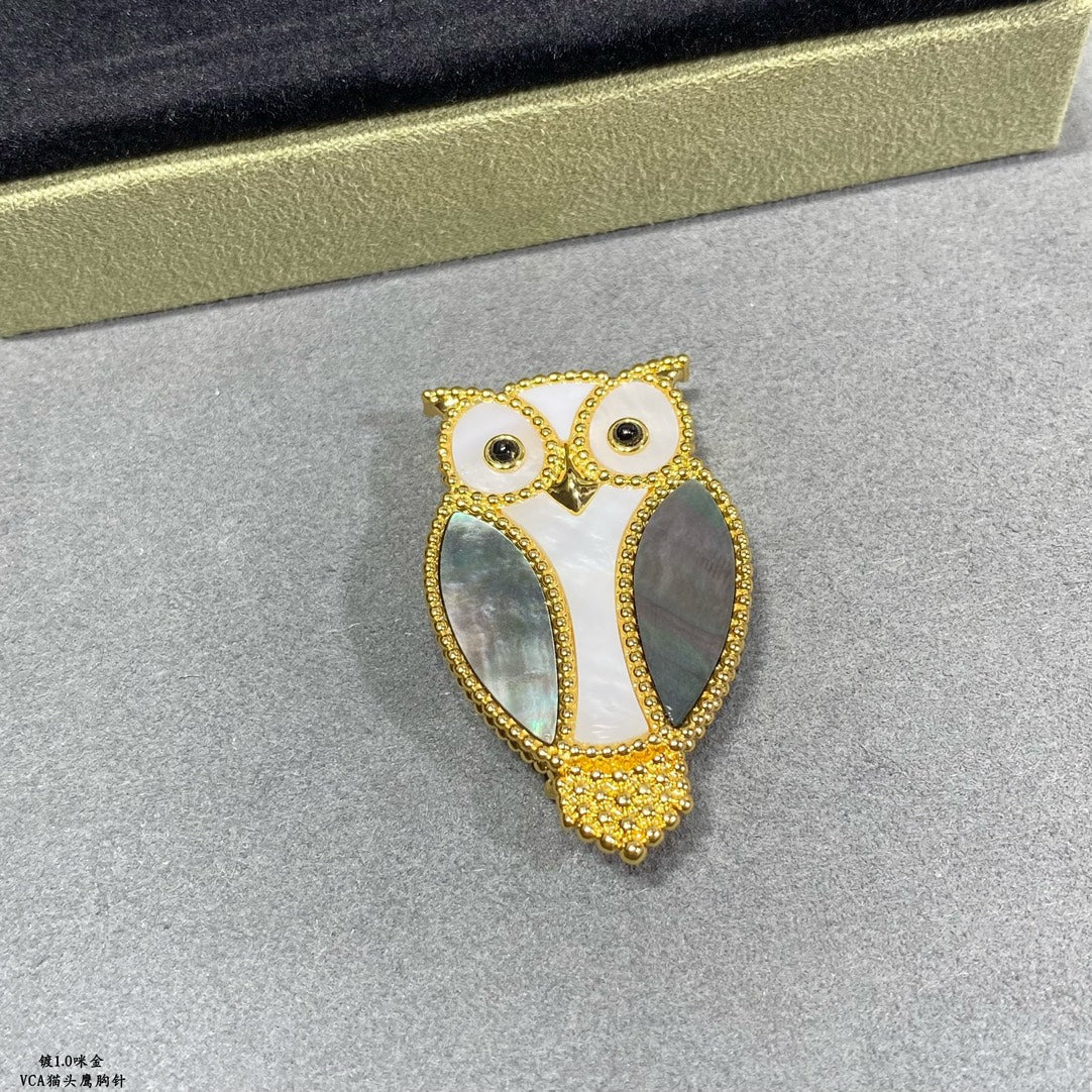 18K Lucky Animals Owl Clip Brooch
